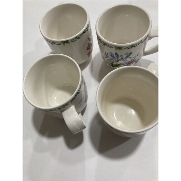 Farm house  Coffee Mugs  BY Thomson‎ Pottery( Floral Garden) Set of 4 - Picture 4 of 6
